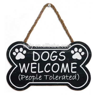 Farmhouse rustic wooden decorative plaque welcome signs dog sign