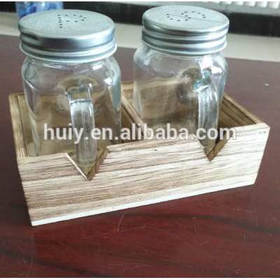 Custom rustic farmhouse kitchen mason jar salt and pepper shaker set with wood caddy