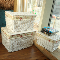 Factory direct sale wicker basket sundries clothes storage basket with lid